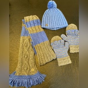 Victoria’s Secret PINK Scarf, Beanie, &Texting Gloves/Mitten Set. Barely worn